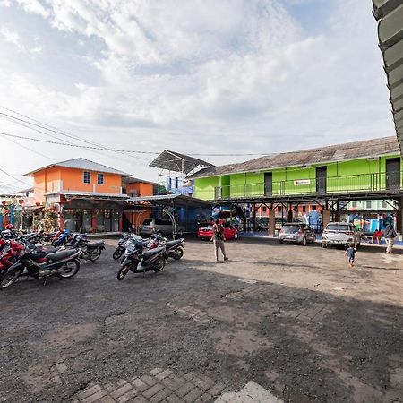 Reddoorz Resort Syariah @ Jaya Tirta Abadi Purwakarta Eksteriør billede